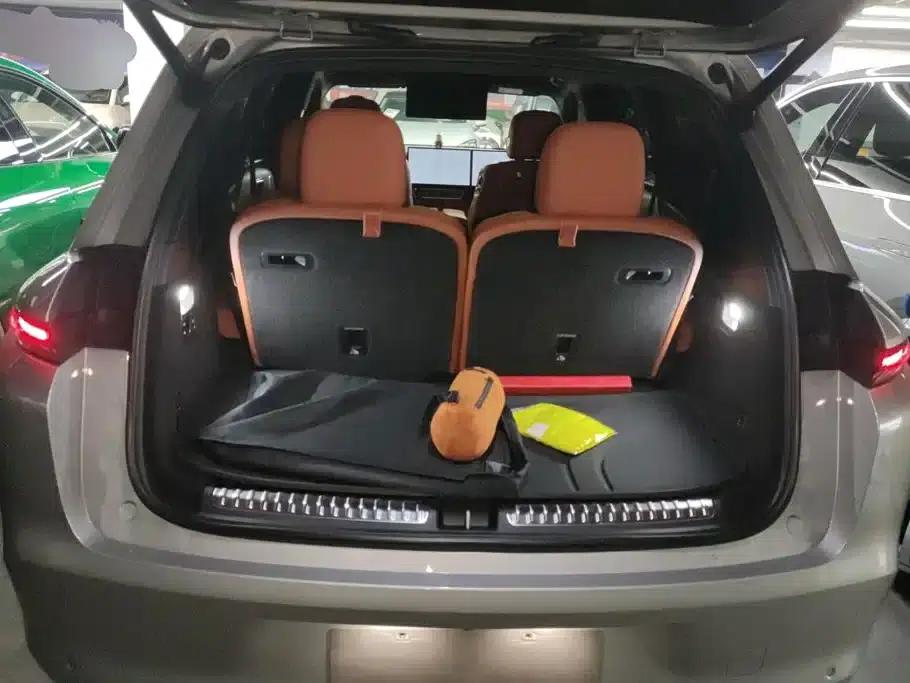 Li Auto L8 2023 Pro — миниатюра 4