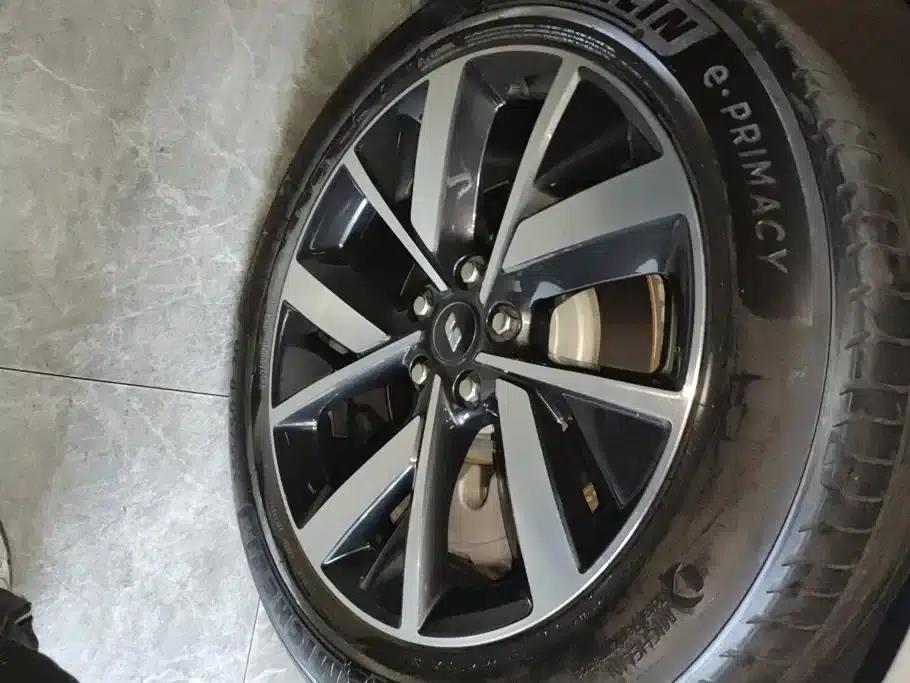 Li Auto L8 2023 Pro — миниатюра 6