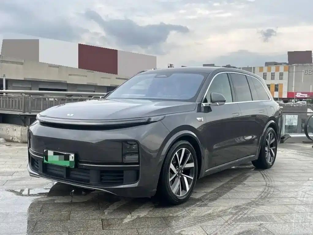 Li Auto L8 2023 Pro — миниатюра 1