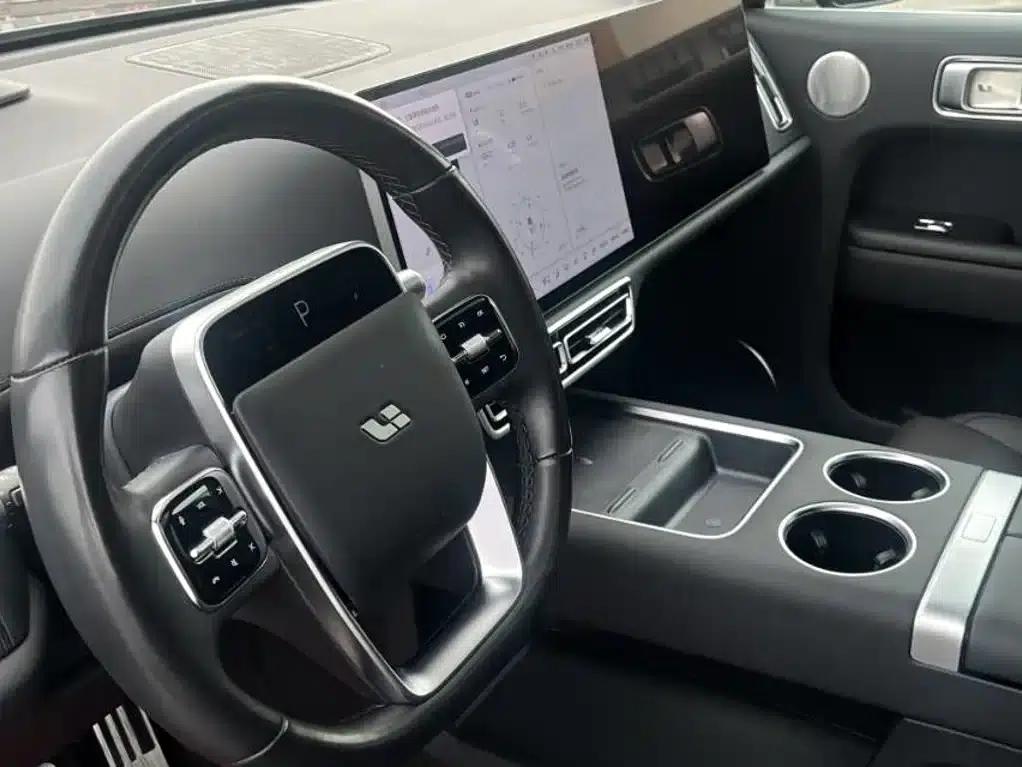 Li Auto L8 2023 Pro — миниатюра 6