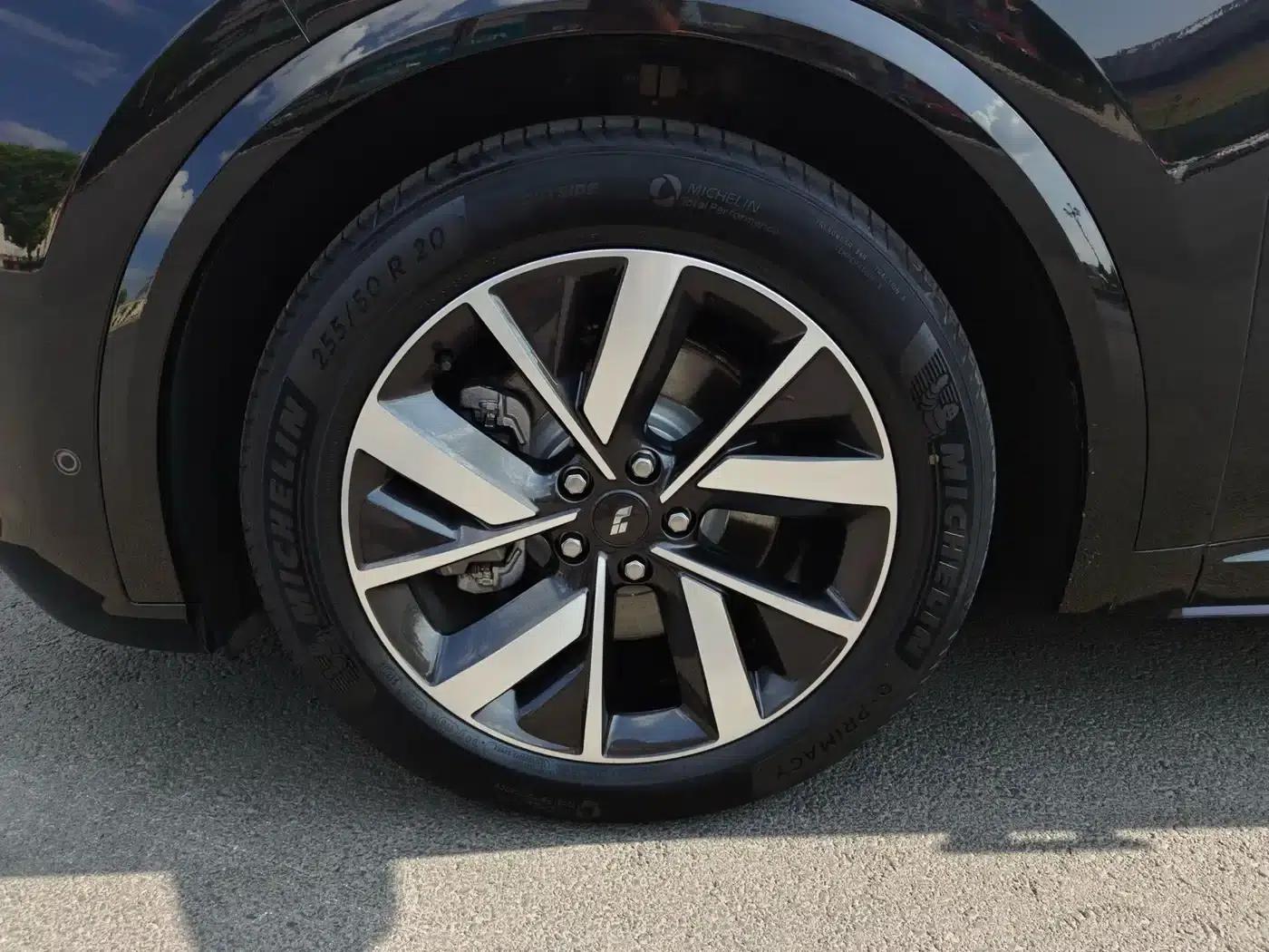 Li Auto L8 2023 Pro — миниатюра 9