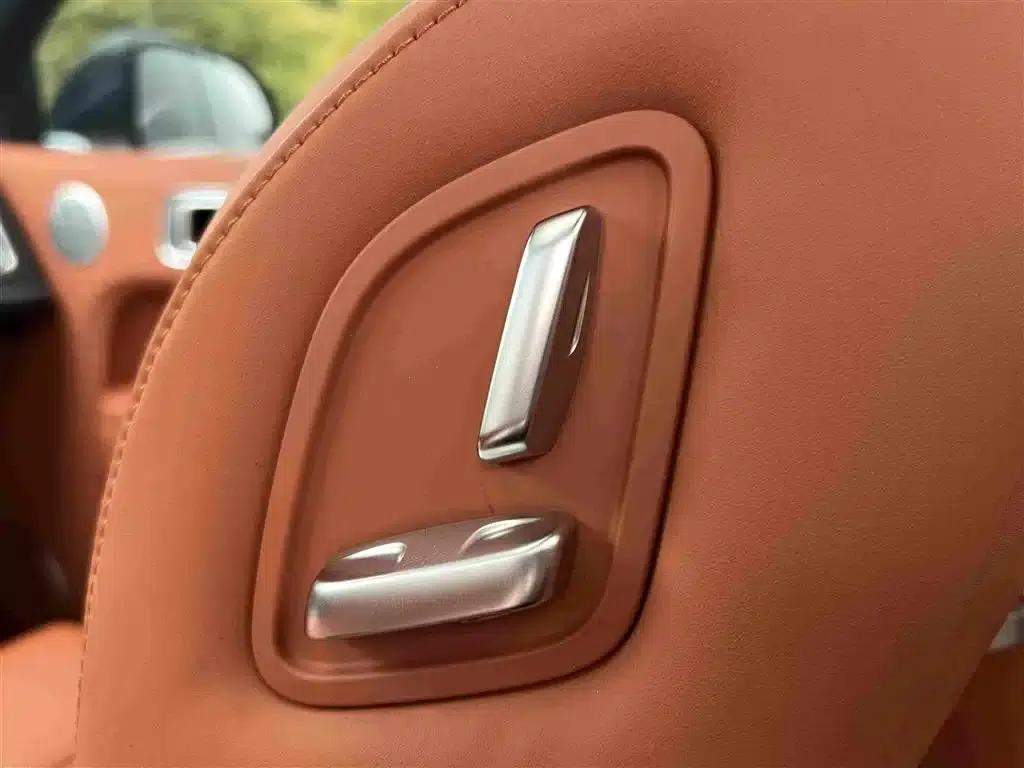 Li Auto L8 2024 Max — миниатюра 16