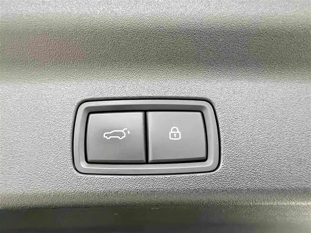 Li Auto L8 2024 Max — миниатюра 23