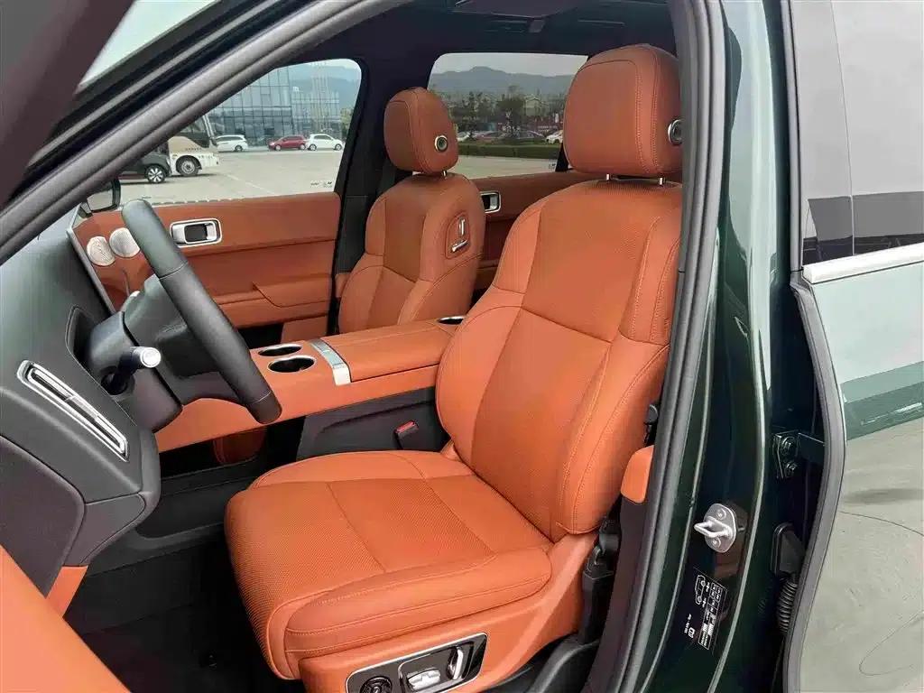 Li Auto L8 2024 Max — миниатюра 5