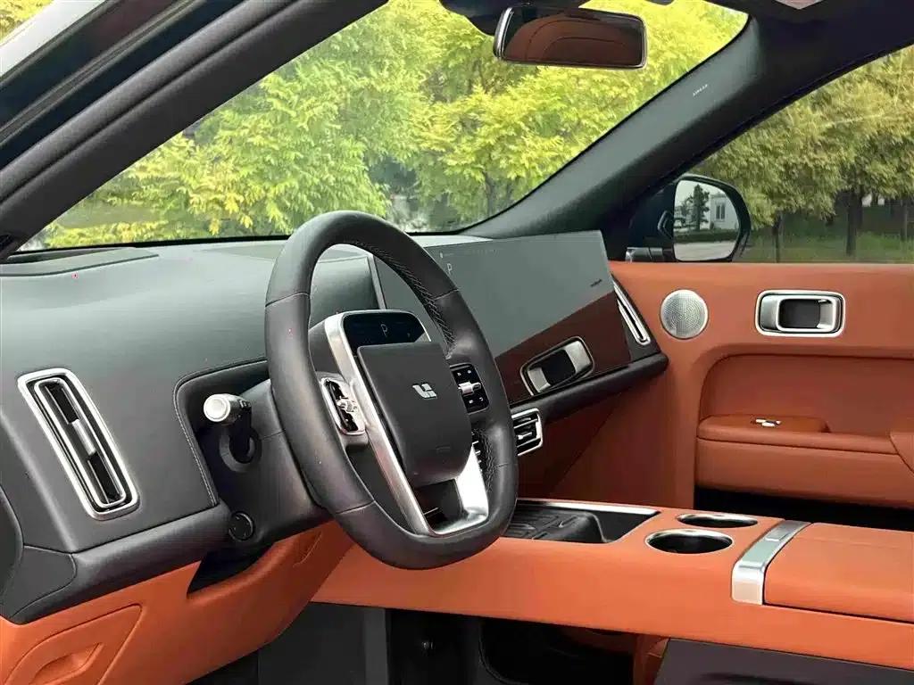 Li Auto L8 2024 Max — миниатюра 6