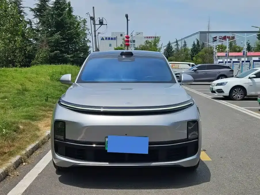 Li Auto L8 2023 Pro — миниатюра 2