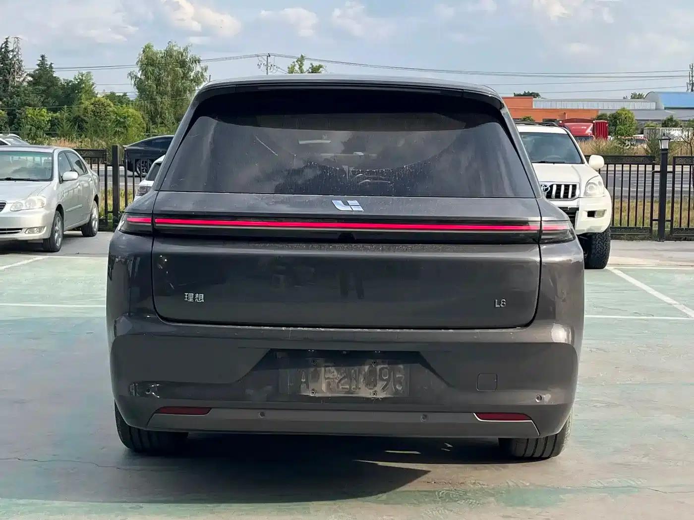 Li Auto L8 2023 Max — миниатюра 9