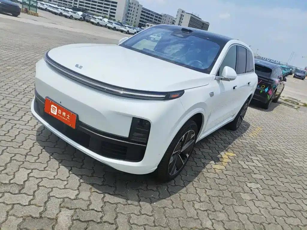 Li Auto L8 2025 Max Smart Renewal Edition — миниатюра 1