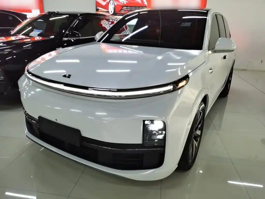 Li Auto L8 2023 Pro — миниатюра 1