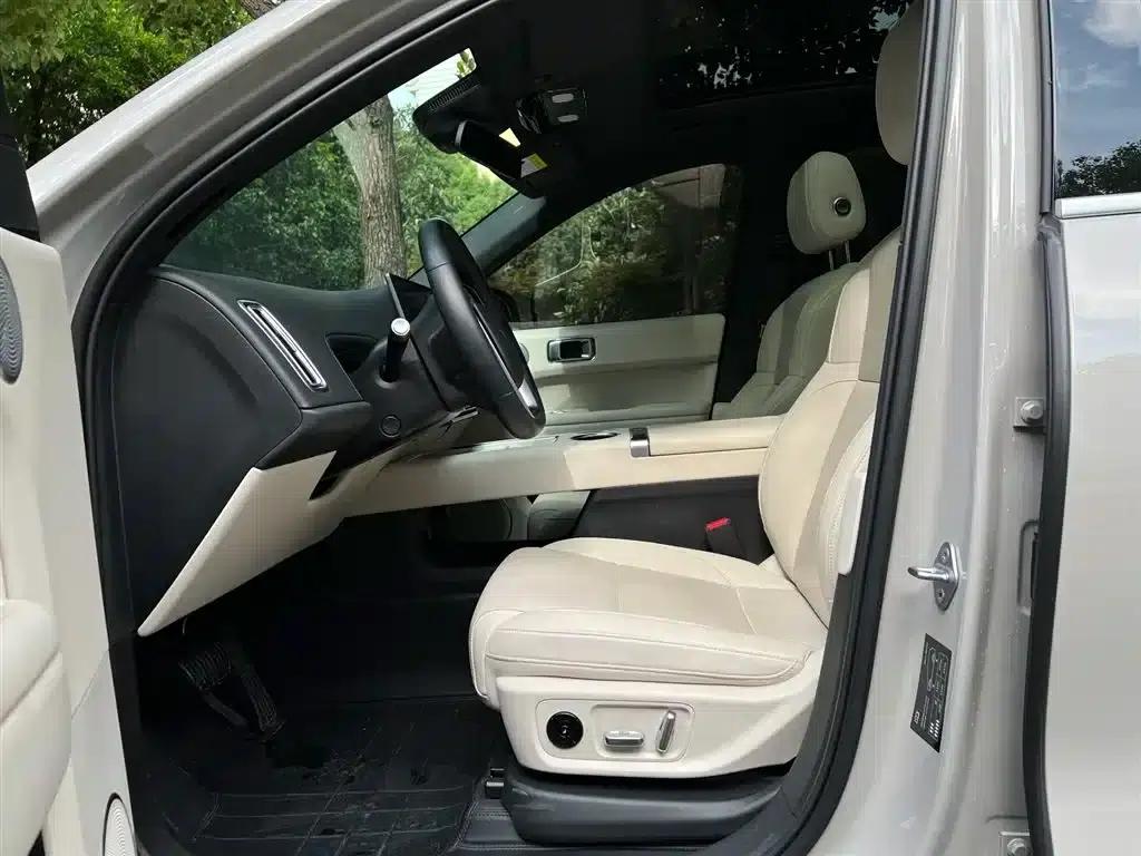 Li Auto L6 2024 Pro — миниатюра 24