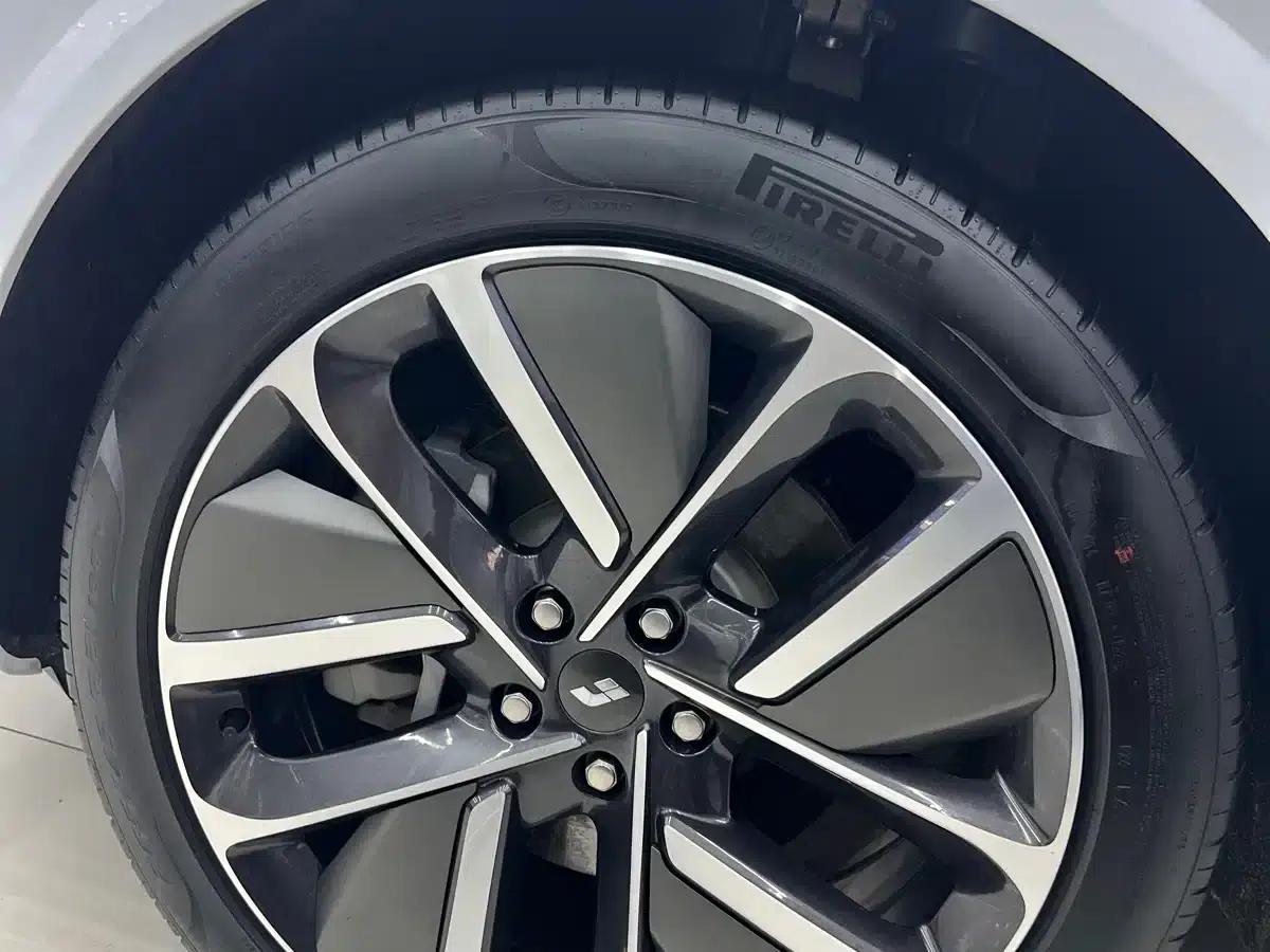 Li Auto L6 2025 Max Intelligent Renewal Edition — миниатюра 4