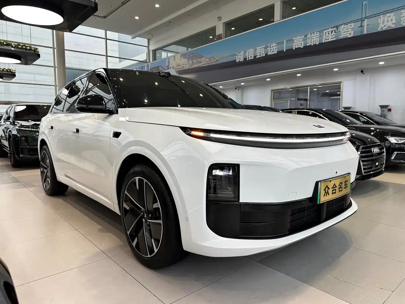 Li Auto L6 2025 Pro Smart Renewal Edition — миниатюра 1