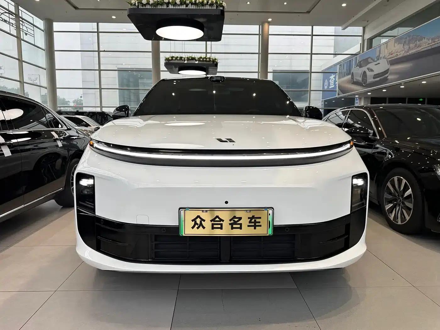 Li Auto L6 2025 Pro Smart Renewal Edition — миниатюра 2