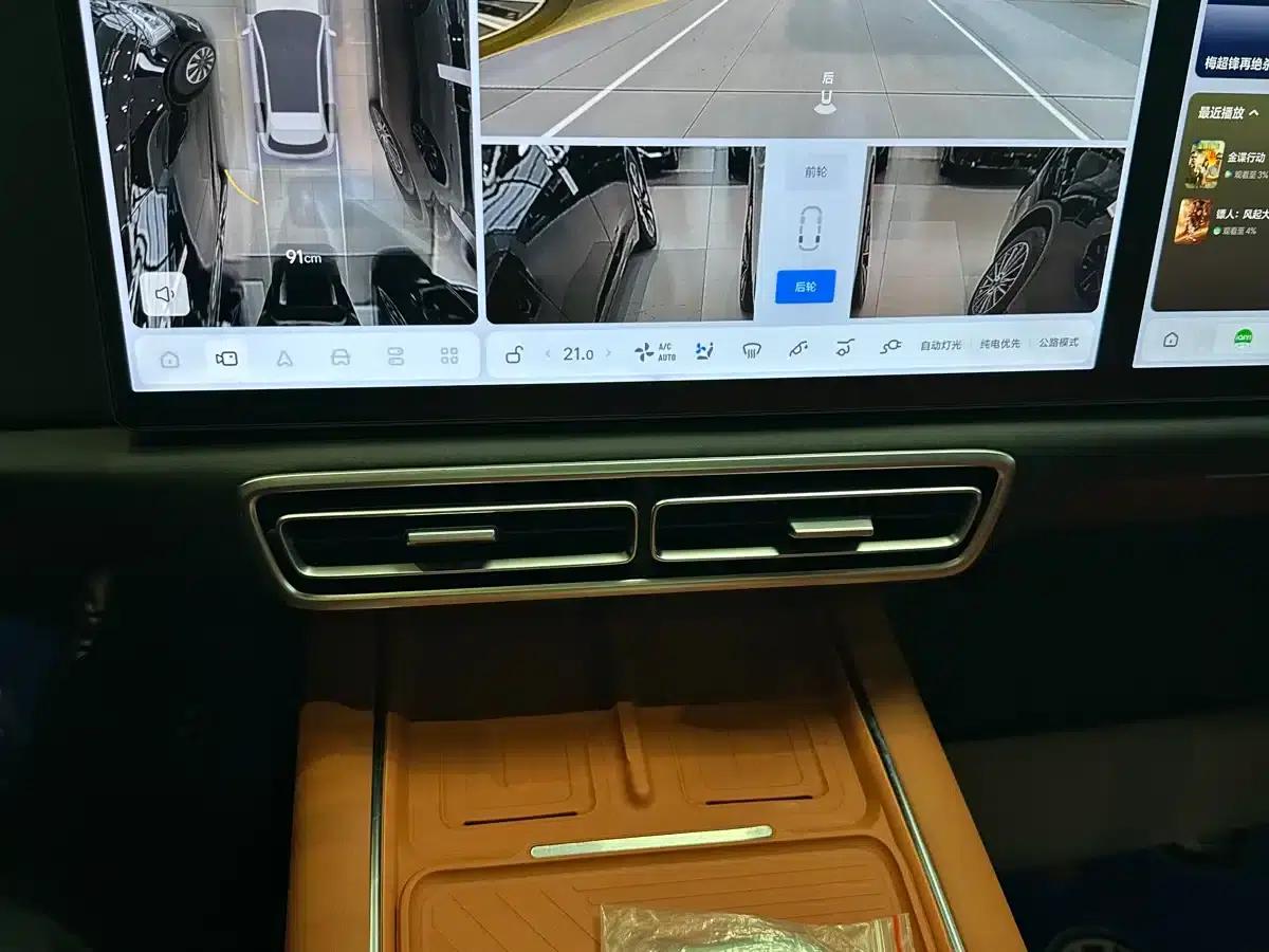 Li Auto L6 2025 Pro Smart Renewal Edition — миниатюра 20