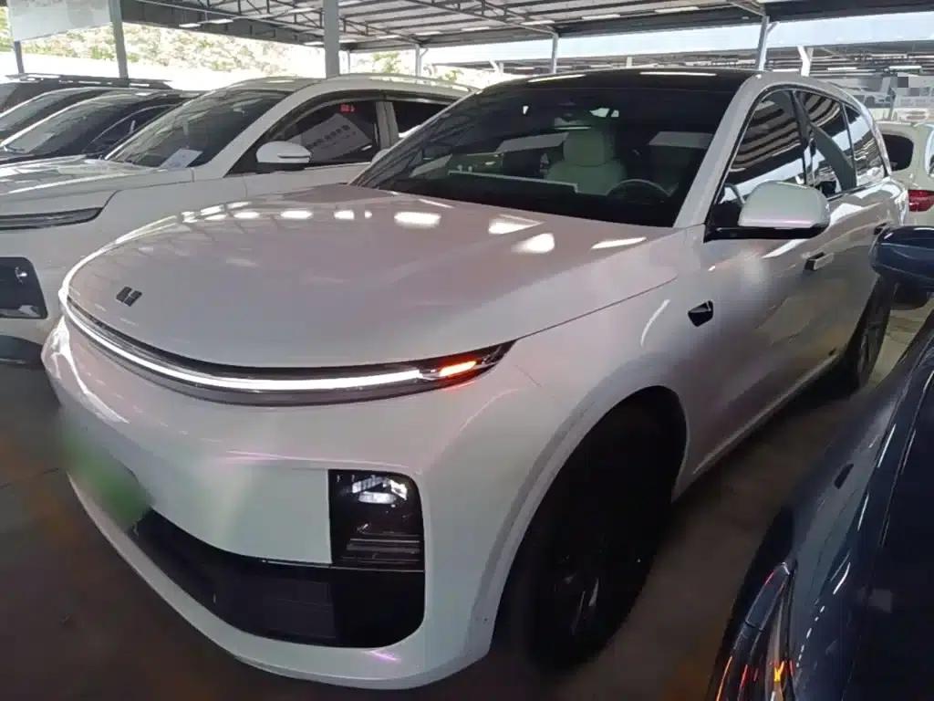Li Auto L6 2024 Pro — миниатюра 2