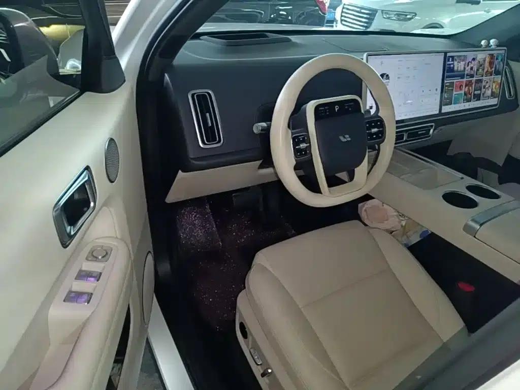 Li Auto L6 2024 Pro — миниатюра 16