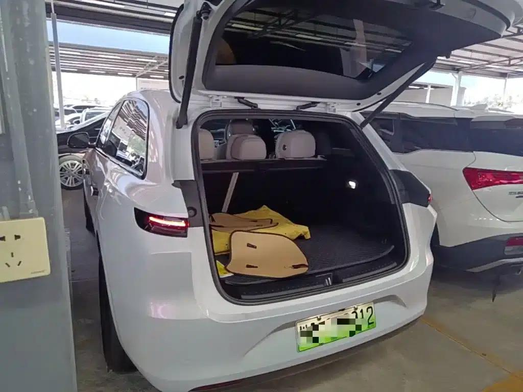Li Auto L6 2024 Pro — миниатюра 19