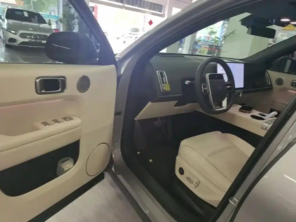 Li Auto L6 2024 Max — миниатюра 16