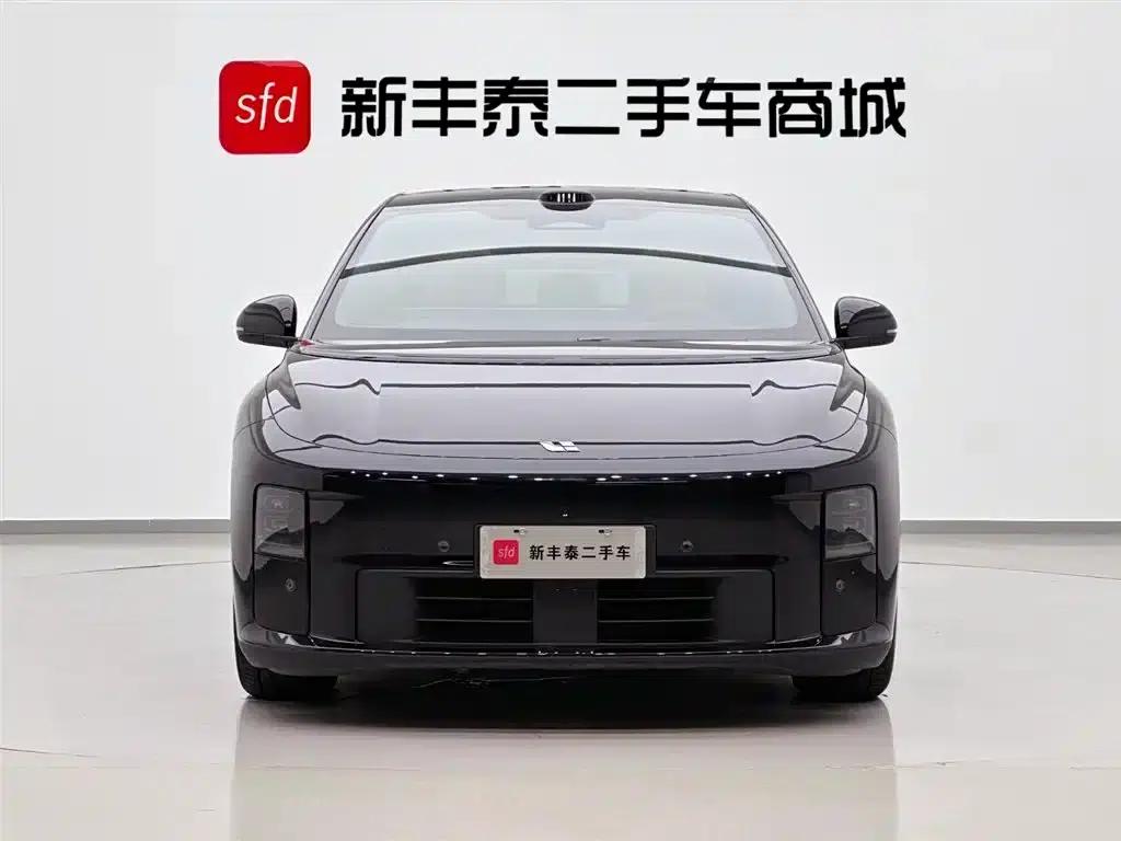 Li Auto i6 2025 Two-Wheel Drive Standard Edition — миниатюра 2