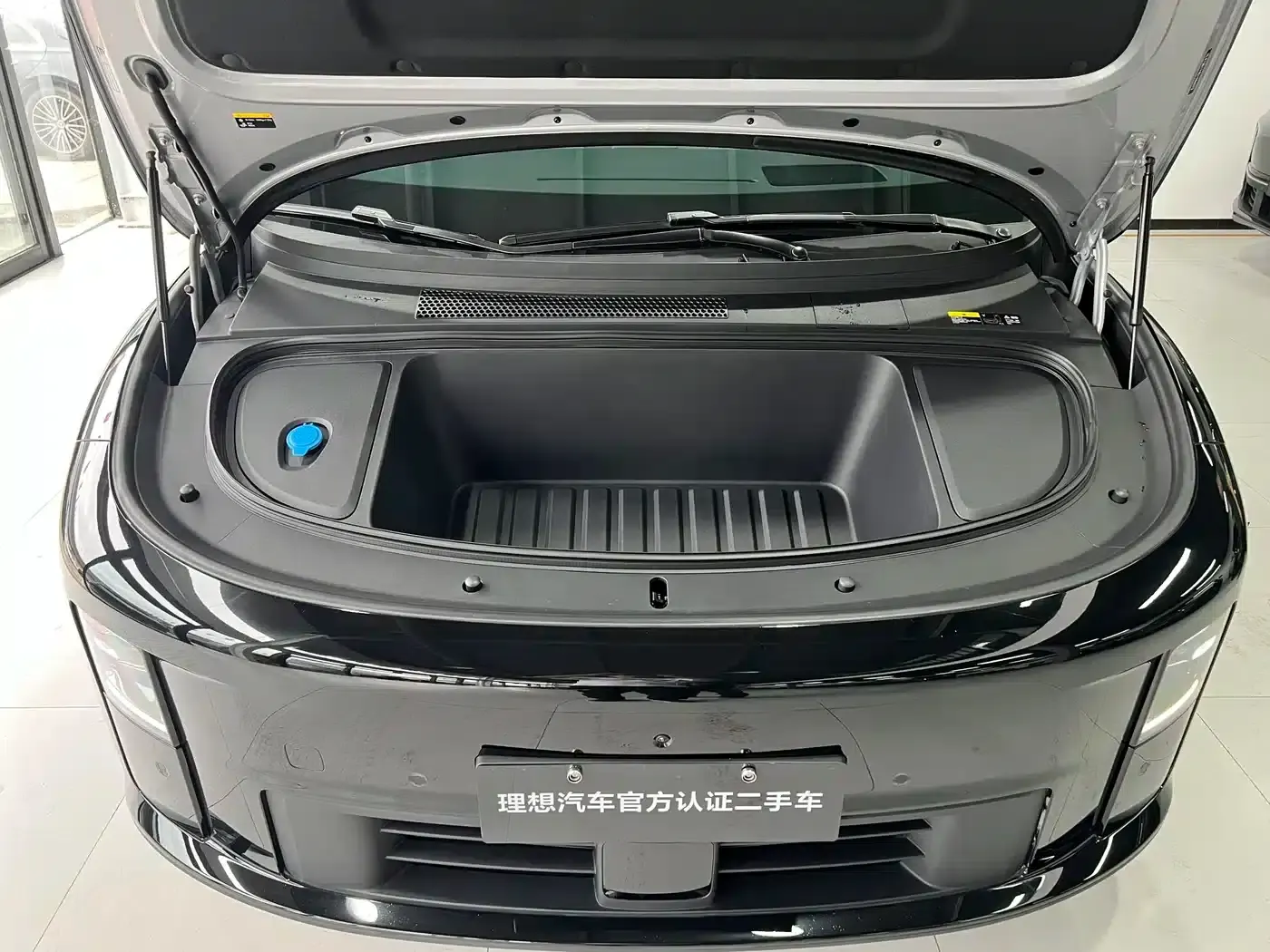Li Auto i6 2025 AWD Standard Edition — миниатюра 5