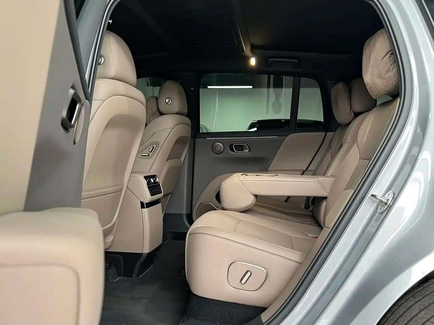 Li Auto i6 2025 AWD Standard Edition — миниатюра 10