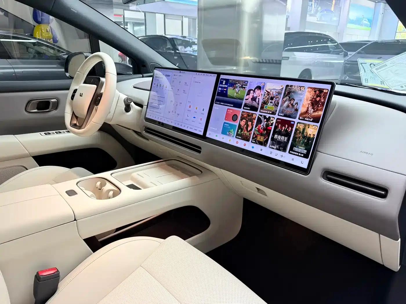 Li Auto i6 2025 Two-Wheel Drive Standard Edition — миниатюра 12