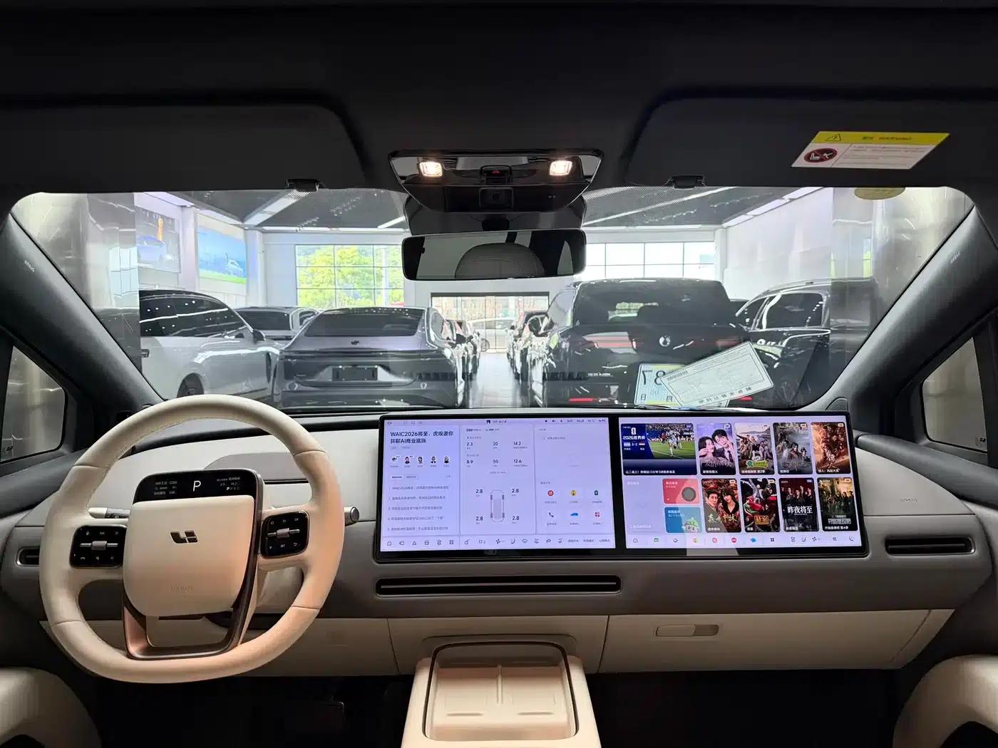 Li Auto i6 2025 Two-Wheel Drive Standard Edition — миниатюра 3