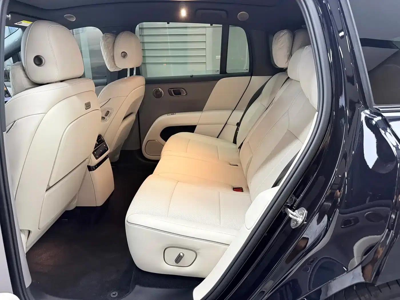 Li Auto i6 2025 Two-Wheel Drive Standard Edition — миниатюра 6