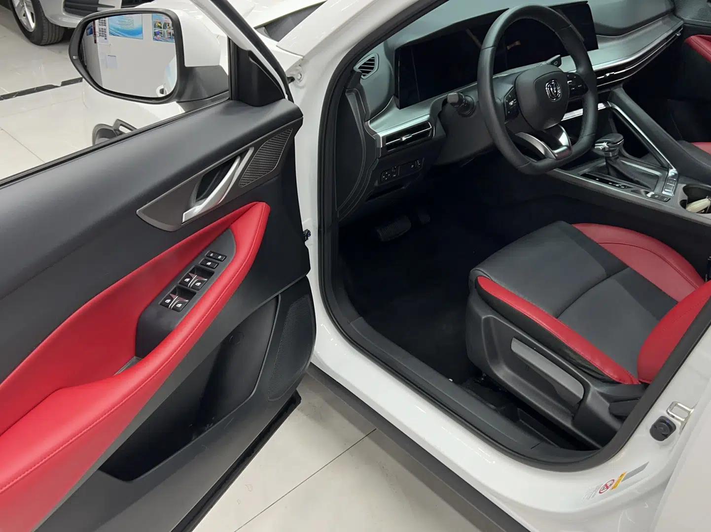 CHANGAN CS35PLUS 2022 Blue Whale NE 1.4T DCT Luxury Model — миниатюра 15