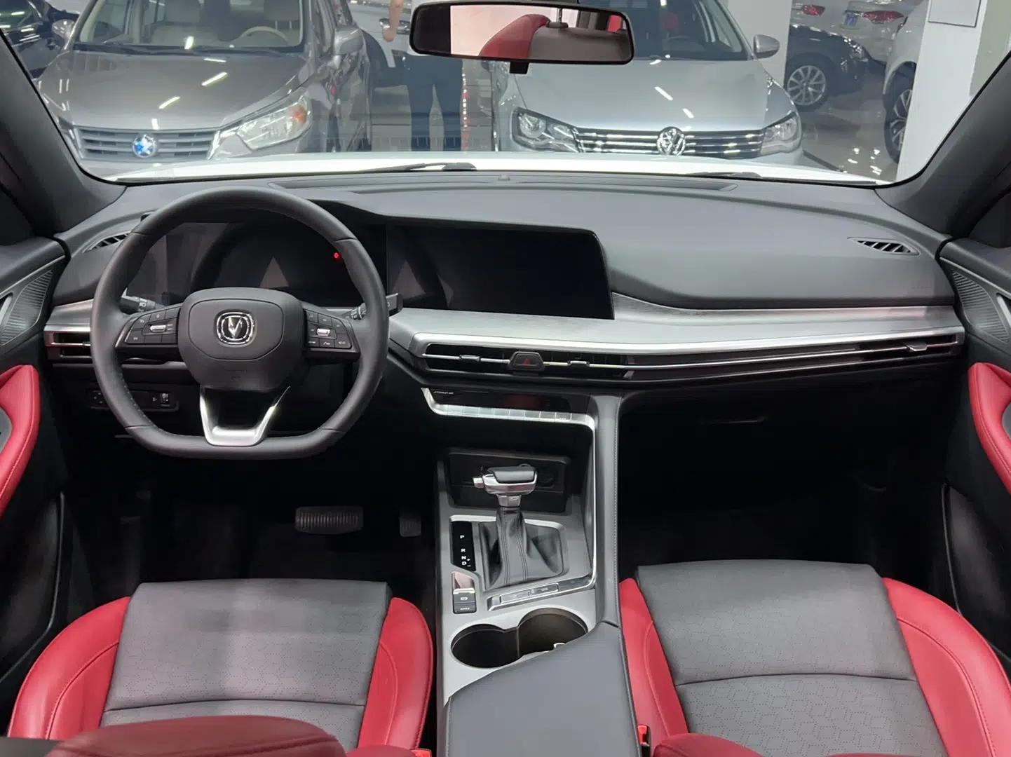 CHANGAN CS35PLUS 2022 Blue Whale NE 1.4T DCT Luxury Model — миниатюра 17