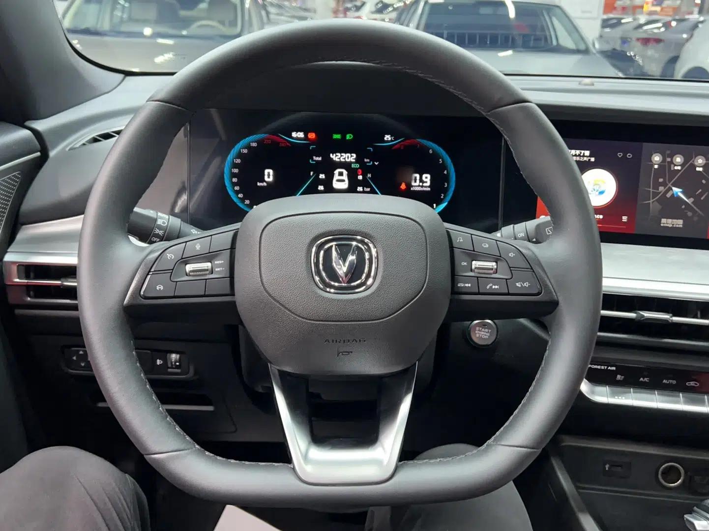 CHANGAN CS35PLUS 2022 Blue Whale NE 1.4T DCT Luxury Model — миниатюра 7