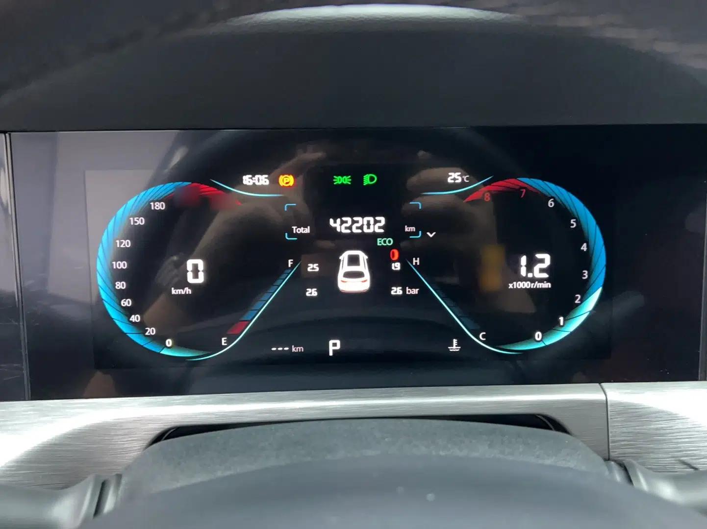 CHANGAN CS35PLUS 2022 Blue Whale NE 1.4T DCT Luxury Model — миниатюра 8