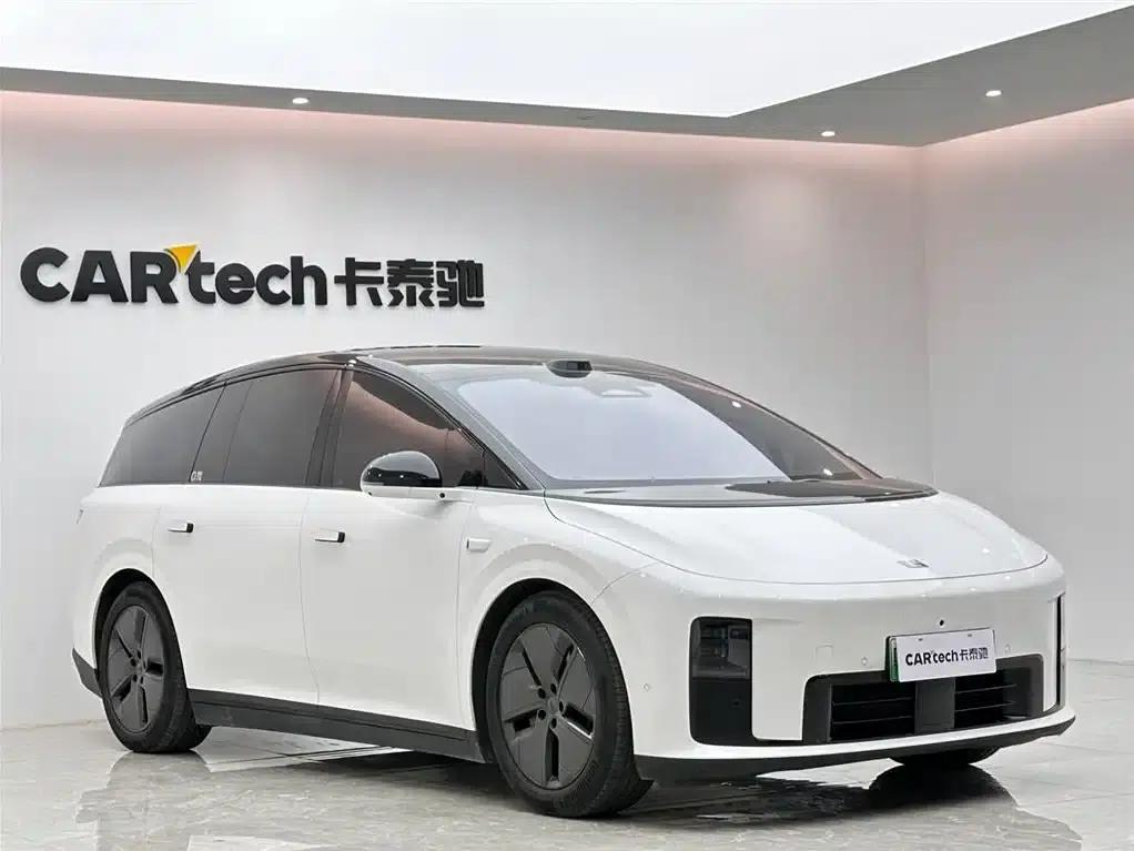 Li Auto i8 2025 Standard Edition — миниатюра 6