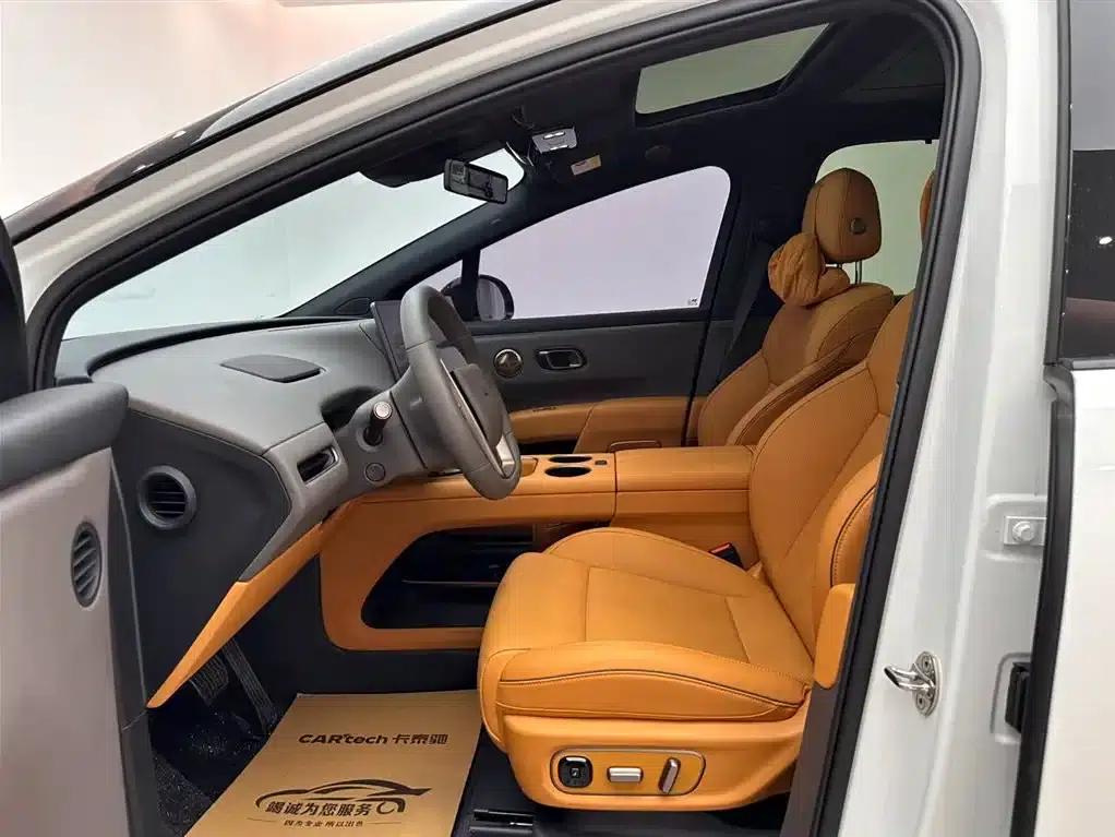 Li Auto i8 2025 Standard Edition — миниатюра 8