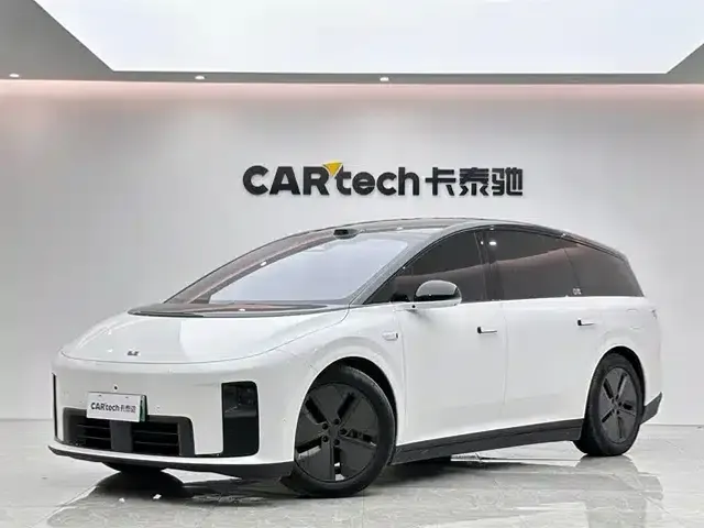 Li Auto i8 2025 Standard Edition