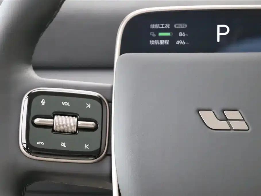 Li Auto MEGA 2025 Home Edition — миниатюра 18