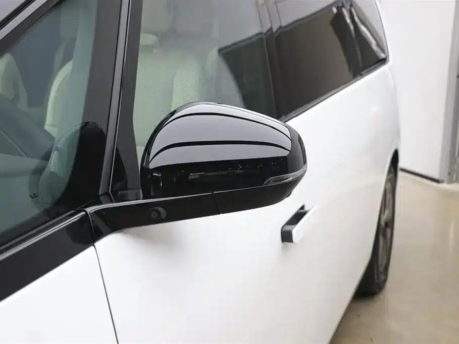 Li Auto MEGA 2025 Home Edition — миниатюра 31