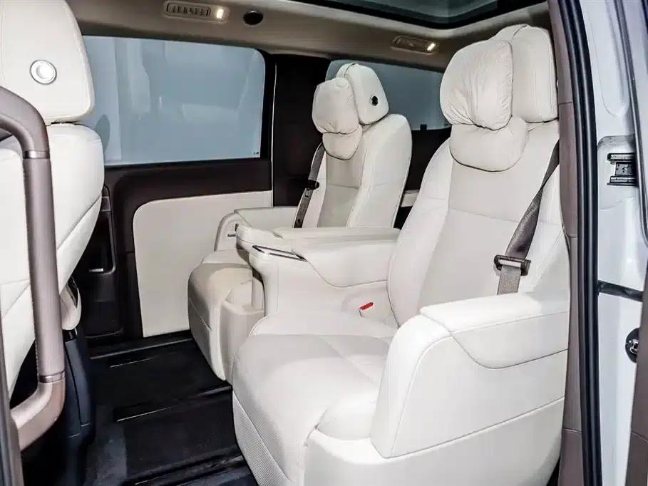 Li Auto MEGA 2024 Ultra — миниатюра 11