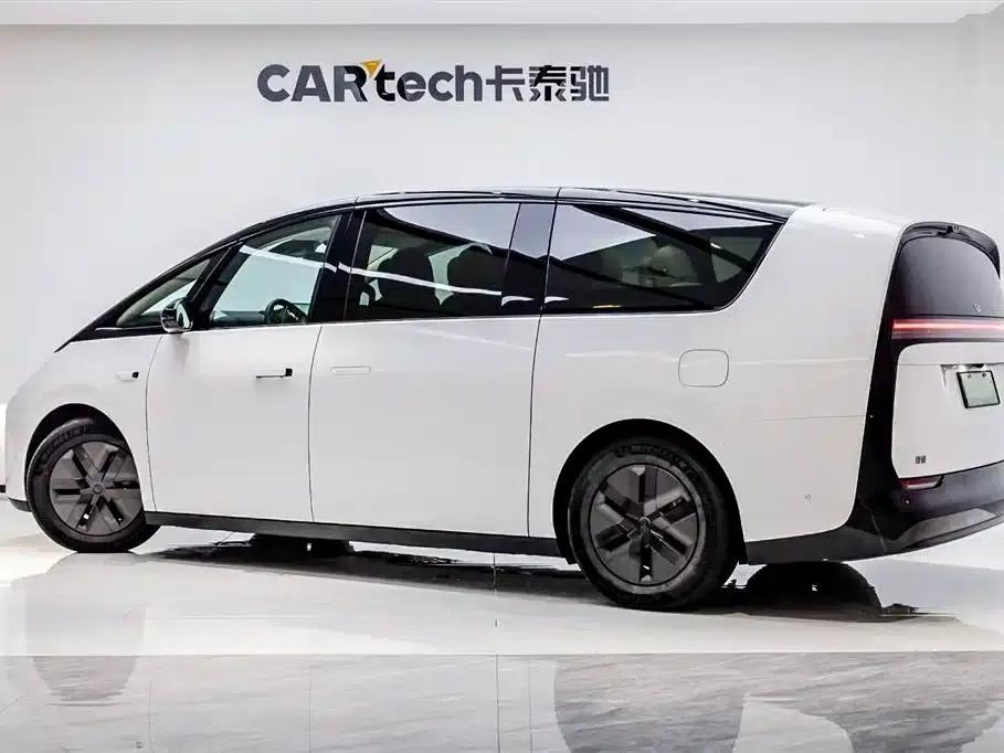 Li Auto MEGA 2024 Ultra — миниатюра 4