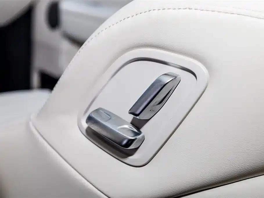 Li Auto MEGA 2024 Ultra — миниатюра 24