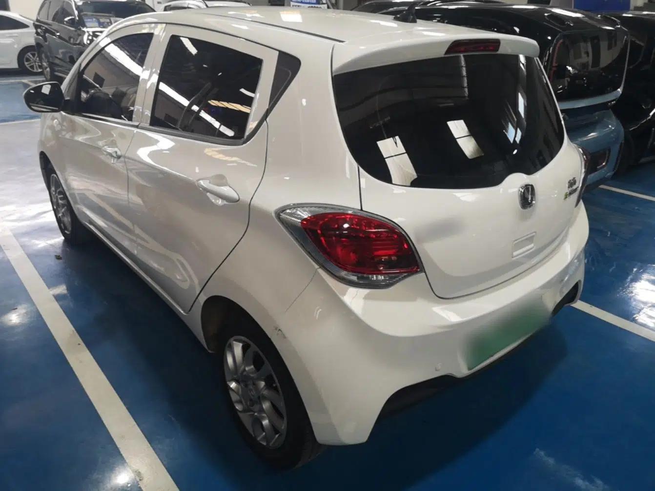 CHANGAN Benni E-Star 2021 National Edition Xin Yue Version Lithium Iron Phosphate (31.86 kWh) — миниатюра 4