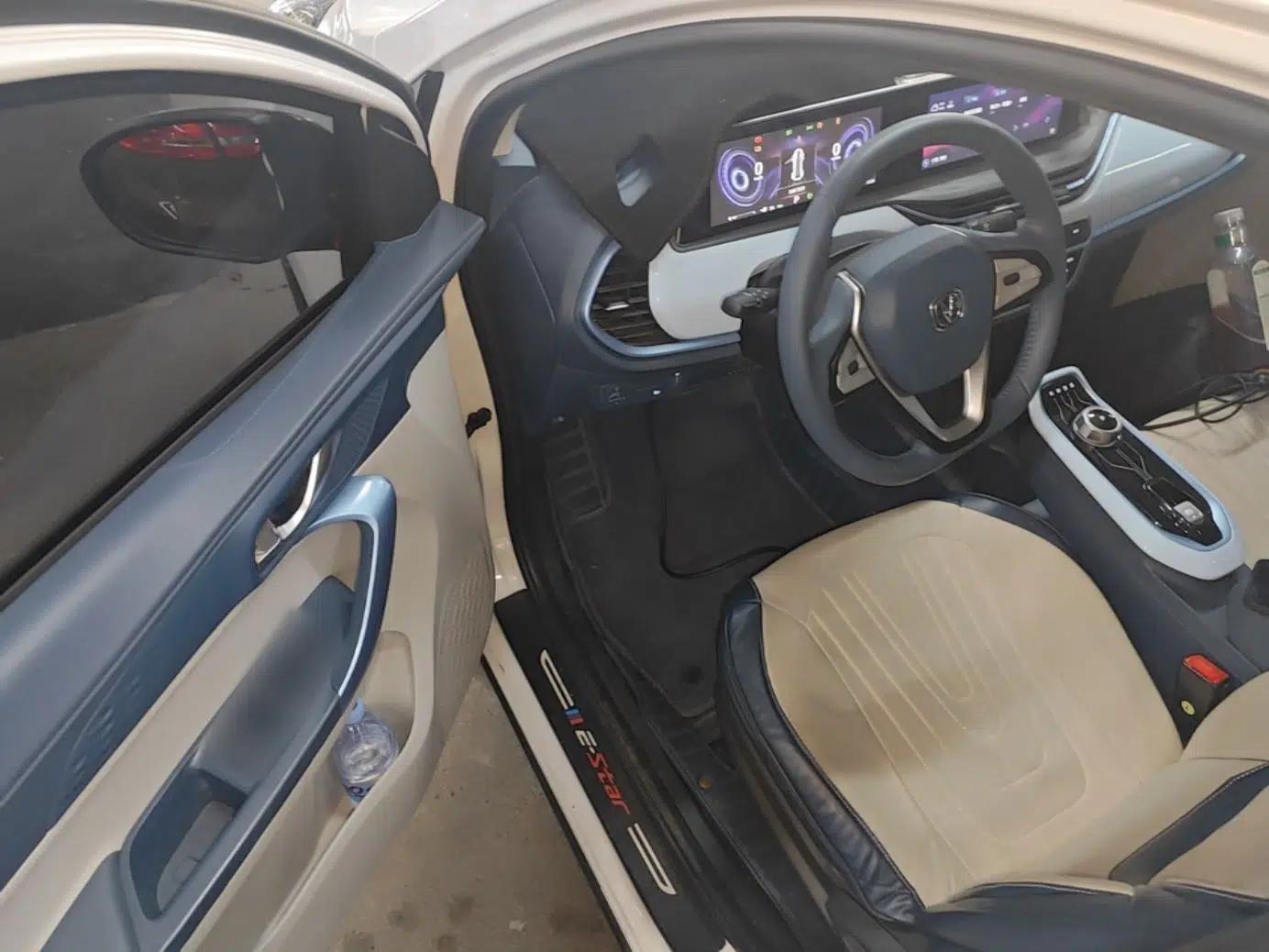 CHANGAN Benni E-Star 2022 Charming Edition Colorful Model Lithium Iron Phosphate — миниатюра 18