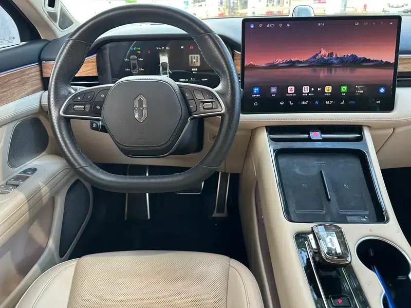 Wenjie M5 2023 Extended Range 4WD Intelligent Driving Edition — миниатюра 12