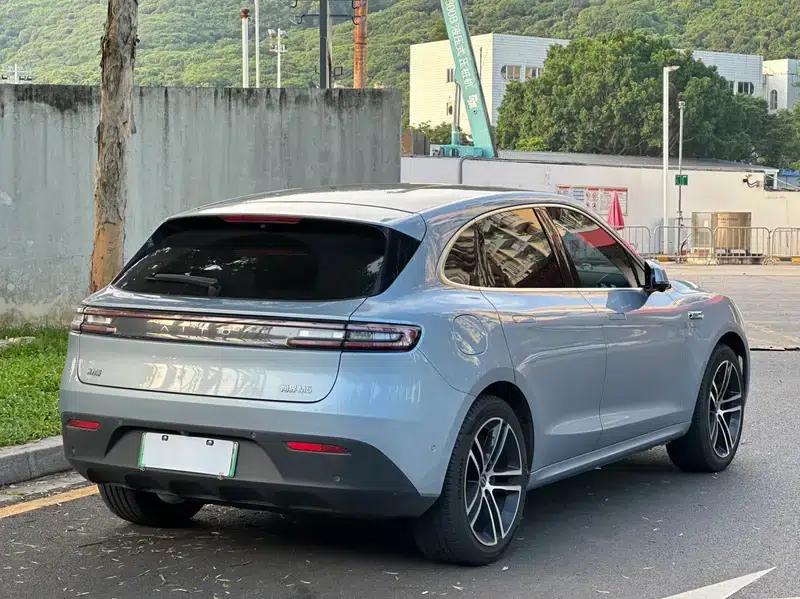 Wenjie M5 2023 Extended Range 4WD Intelligent Driving Edition — миниатюра 6