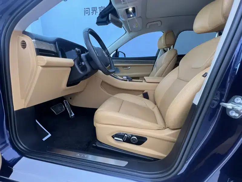 Wenjie M5 2022 Extended Range 4WD Ultimate Edition — миниатюра 8