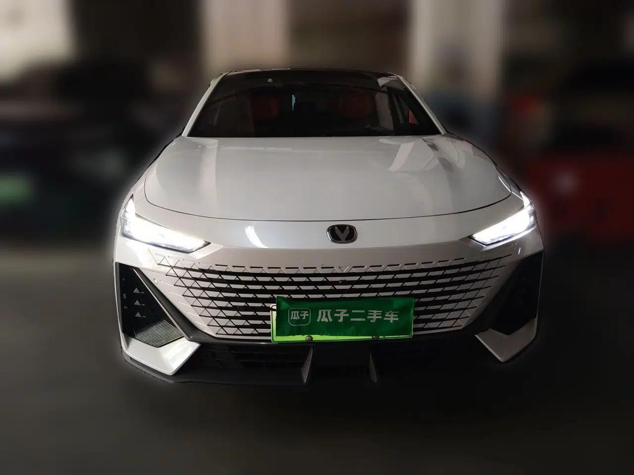 CHANGAN UNI-V iDD 2023 ZhiDian iDD 1.5T 113km ZhiKu Model — миниатюра 2