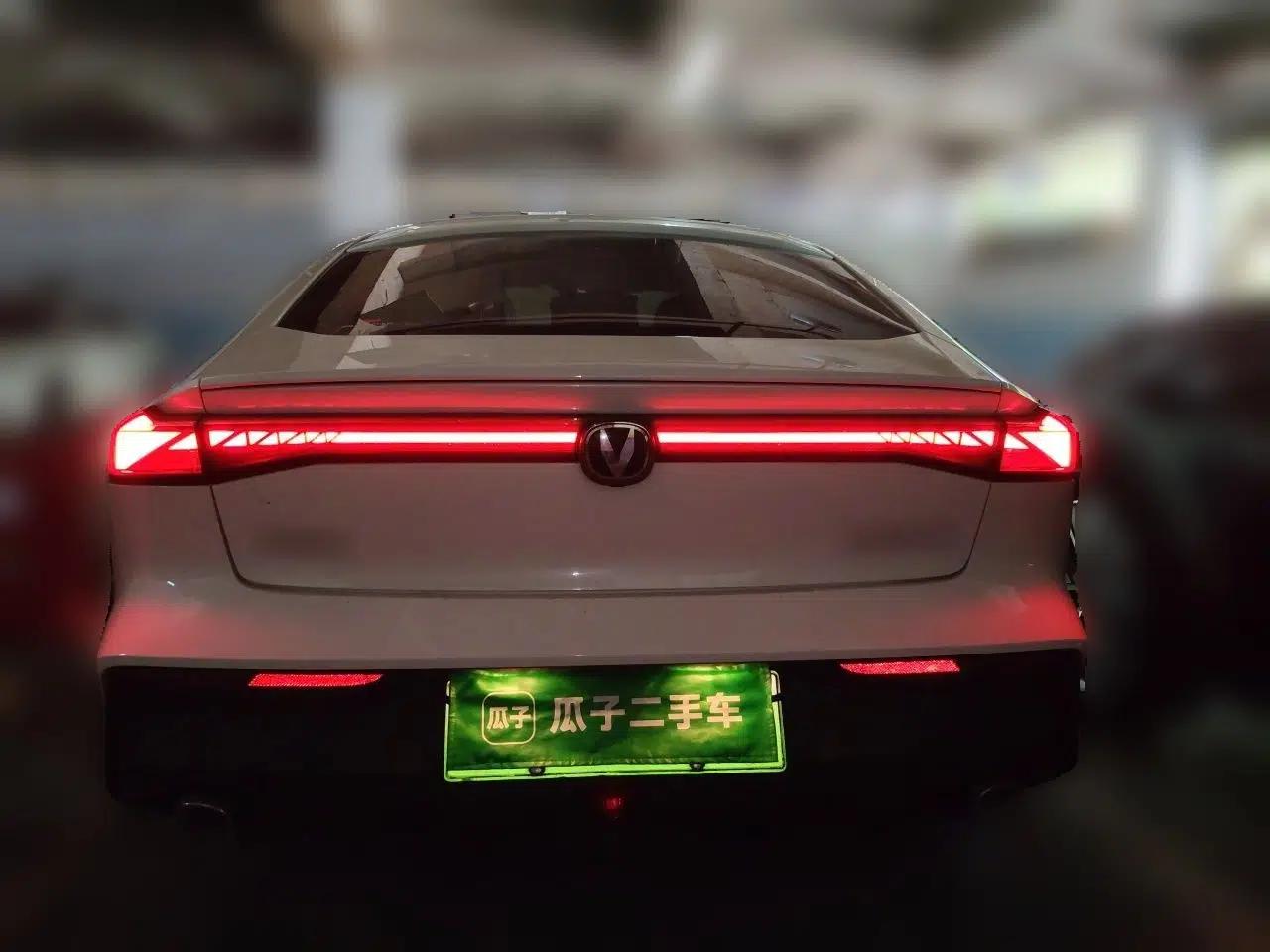 CHANGAN UNI-V iDD 2023 ZhiDian iDD 1.5T 113km ZhiKu Model — миниатюра 5