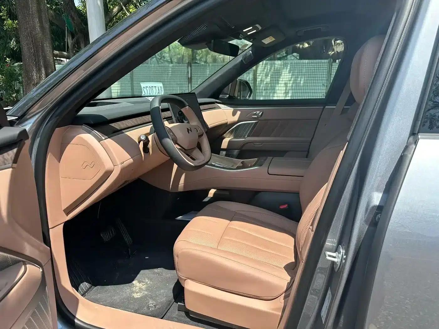 2026 Chevrolet L90 Ultra+ Six-Seat Version — миниатюра 4