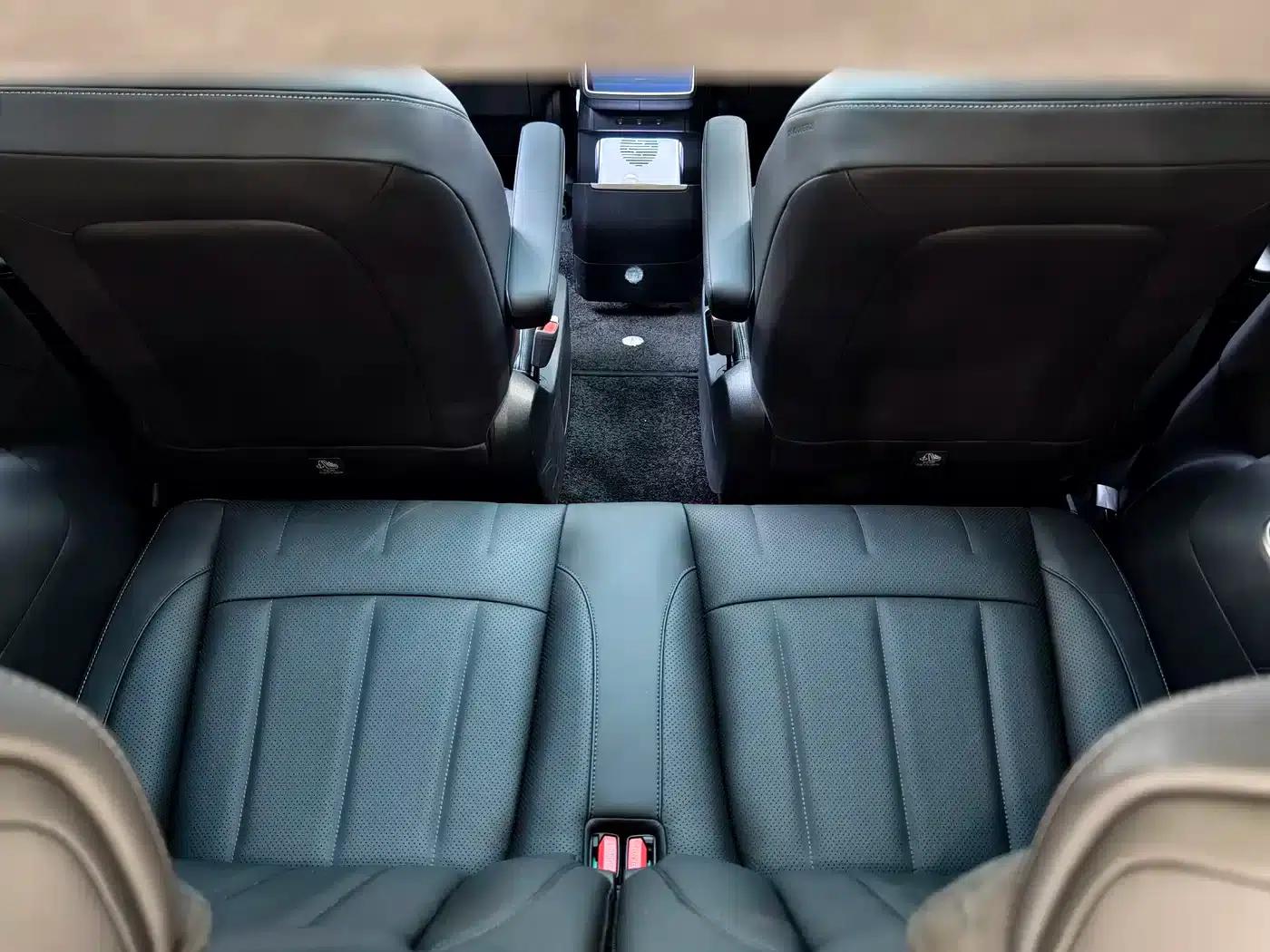 2025 Chevrolet L90 Ultra 6-seater — миниатюра 13