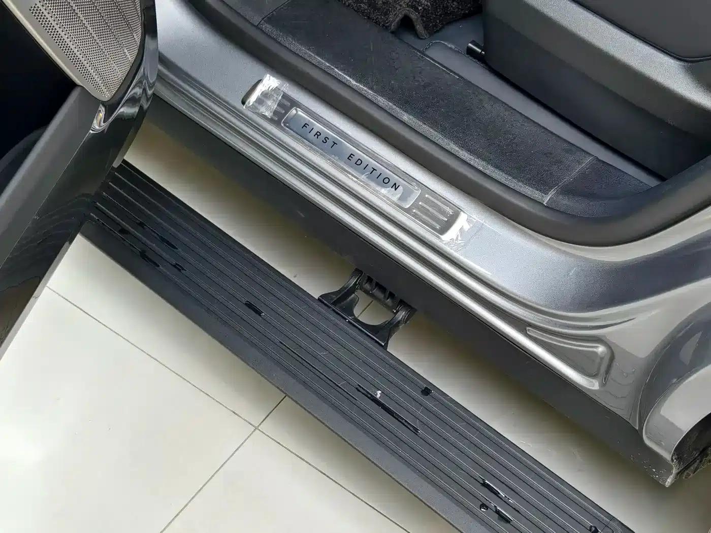 2025 Chevrolet L90 Ultra 6-seater — миниатюра 9